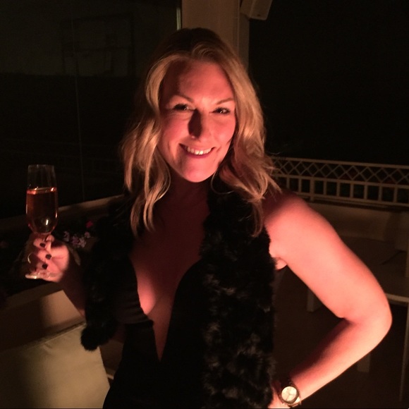 Meet your Posher, Michelle - Picture 1 of 1